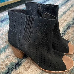 Tom’s Majorca black peep toe booties size 10